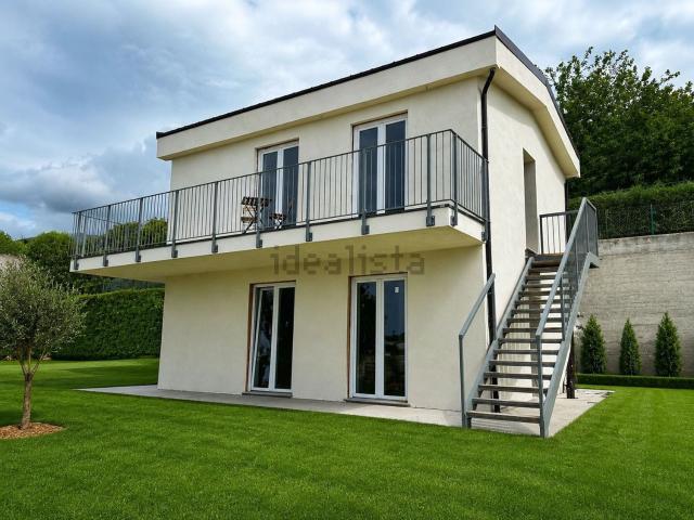 Case e ville in vendita di 100 m² in Strada Mulattiera San Romolo, 127