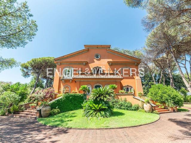 Case e ville in vendita di 1012 m² in Via del Mare