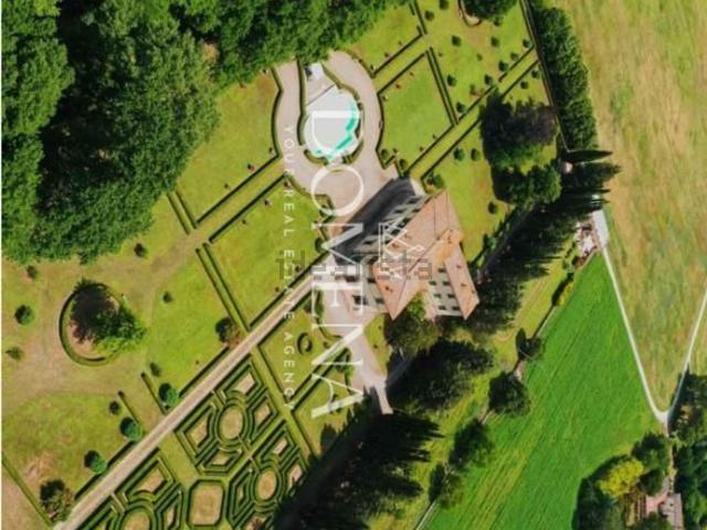 Case e ville in vendita di 1022 m² in Strada del Casone