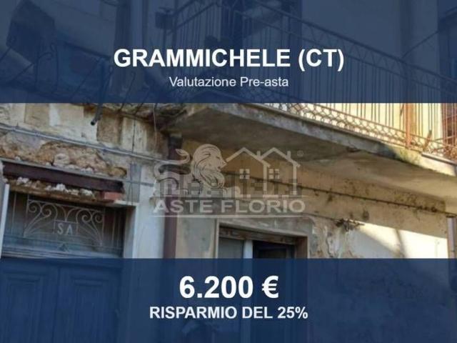 Case e ville in vendita di 102 m² in Via Benedetto Croce, 2