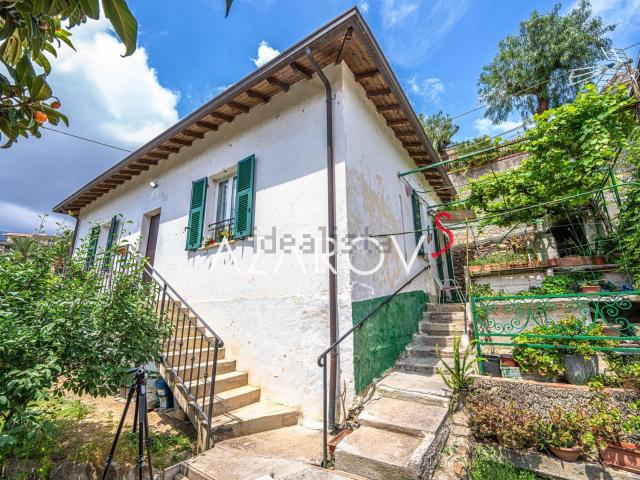 Case e ville in vendita di 102 m² in Corso Guglielmo Marconi, 91