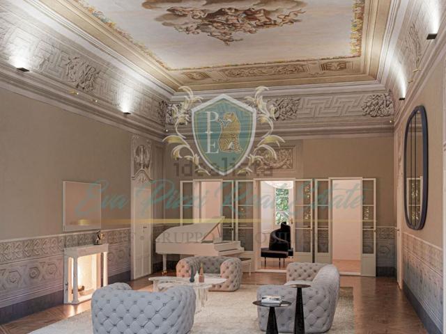 Case e ville in vendita di 1037 m² in Via Statale Abetone