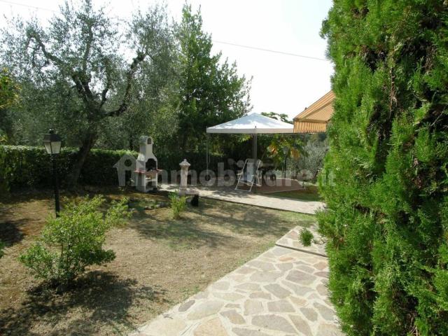 Case e ville in vendita di 103 m²