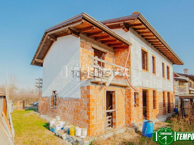 Case e ville in vendita di 103 m² in Via Papa Giovanni XXIII