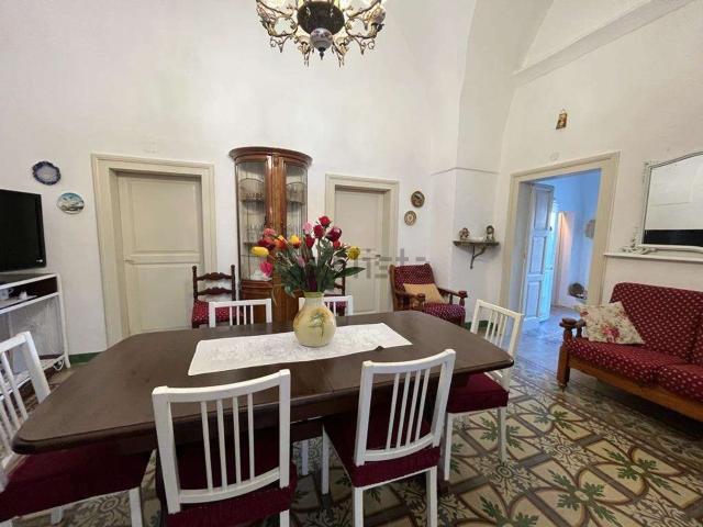Case e ville in vendita di 103 m² in Contrada Monti