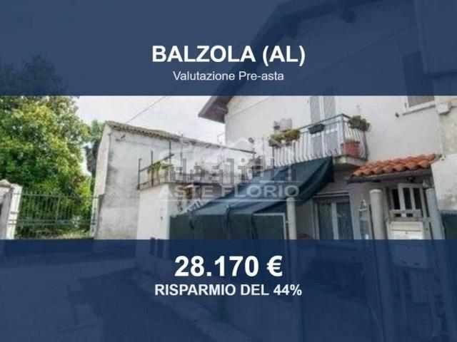 Case e ville in vendita di 104 m² in Via Roma, 119