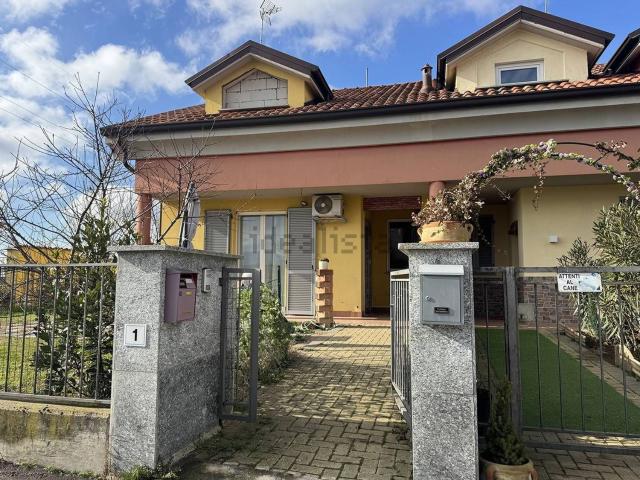 Case e ville in vendita di 104 m² in Strada Casalnoceto
