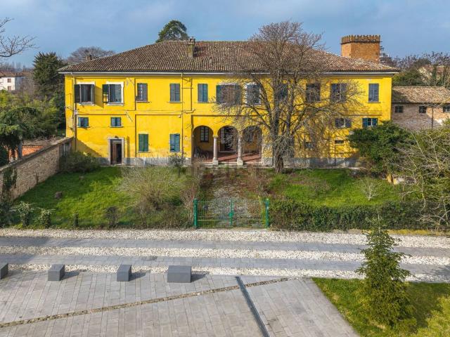 Case e ville in vendita di 1050 m² in Via Umberto I&apos , 24
