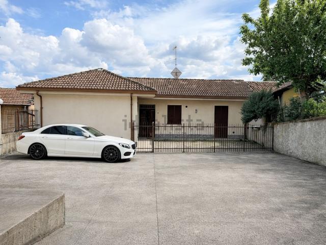 Case e ville in vendita di 105 m²