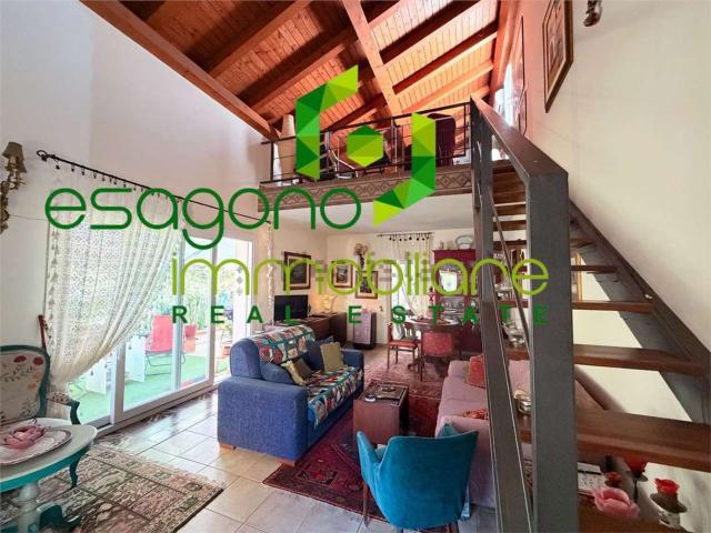 Case e ville in vendita di 105 m² in Via Barrafranca