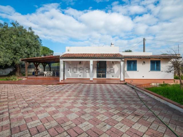Case e ville in vendita di 105 m² in Strada Benali, 146