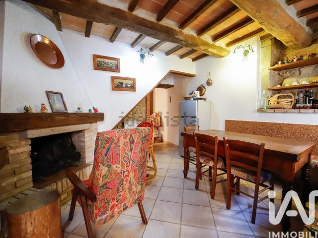 Case e ville in vendita di 106 m² in Via dei Casoni, 10