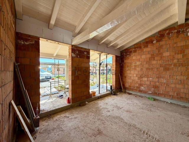 Case e ville in vendita di 107 m² in Via Paterno