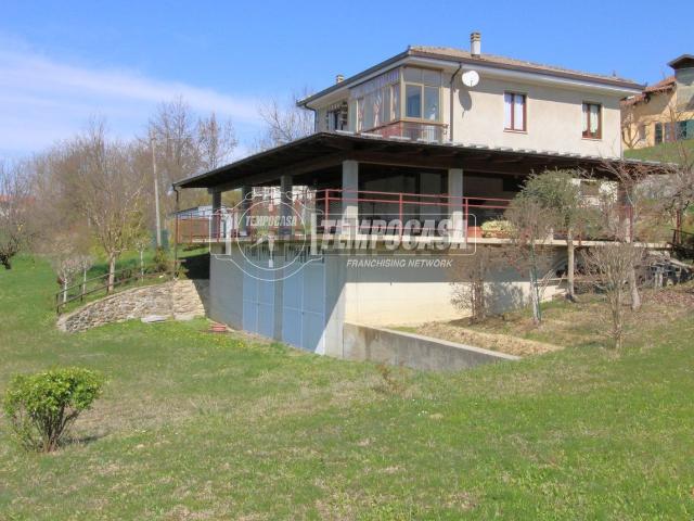 Case e ville in vendita di 107 m² in Località Merluzzi, 37