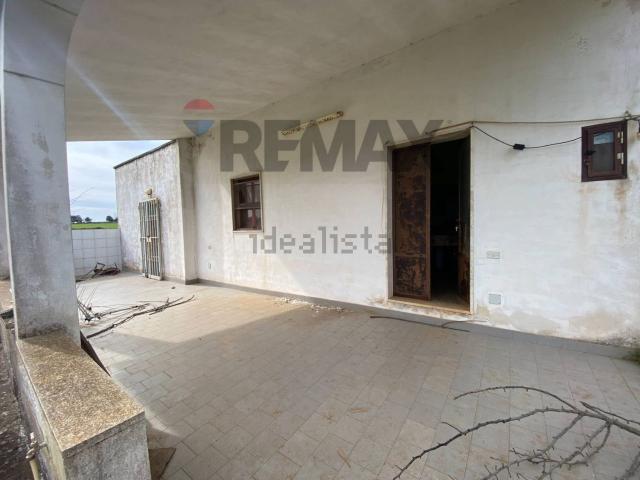 Case e ville in vendita di 107 m² in Strada Pozzo Salerno Zone I