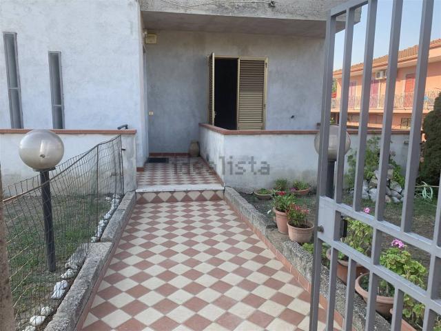 Case e ville in vendita di 108 m²