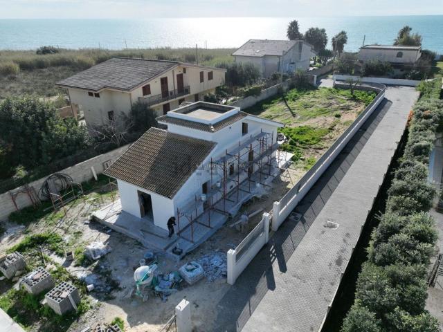 Case e ville in vendita di 108 m²