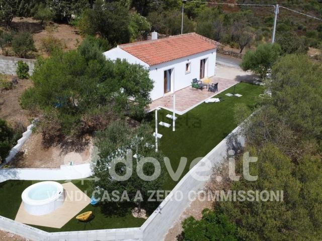 Case e ville in vendita di 108 m² in Via del Leccio, 2