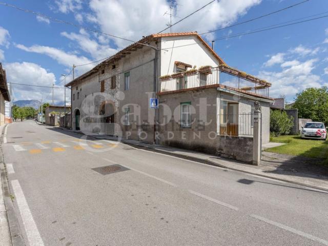 Case e ville in vendita di 108 m² in Via San Floriano, 13