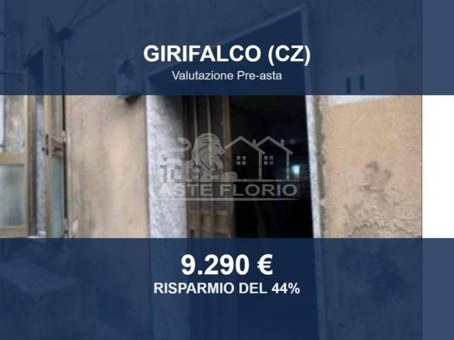 Case e ville in vendita di 109 m² in Via Fratelli Bandiera, 11