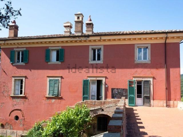 Case e ville in vendita di 1100 m²