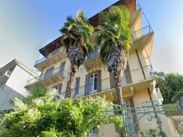 Case e ville in vendita di 1102 m² in Via XX Settembre, 21