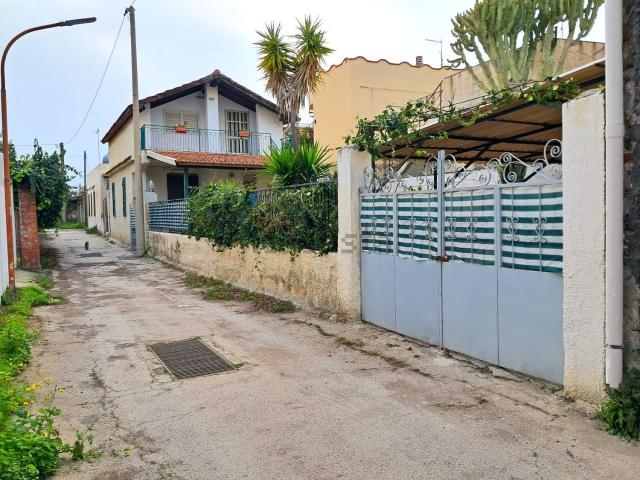 Case e ville in vendita di 110 m²