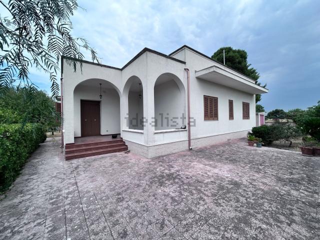 Case e ville in vendita di 110 m² in Via Beccacce, 5