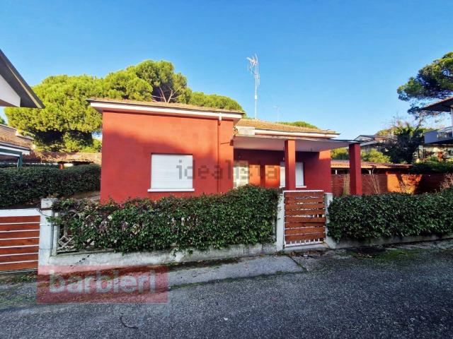 Case e ville in vendita di 110 m² in Via Giambattista Pergolesi, 3