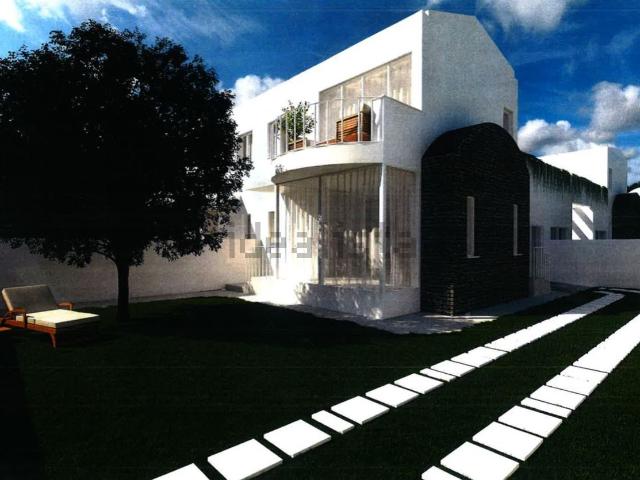 Case e ville in vendita di 110 m² in Via Dobbiaco