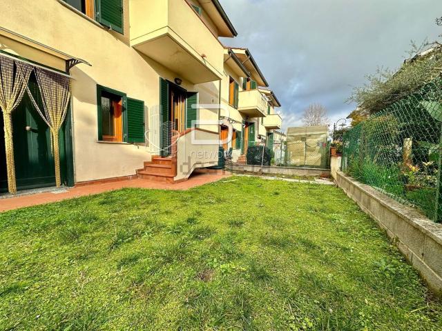 Case e ville in vendita di 110 m² in Via di Pruniccio, 13