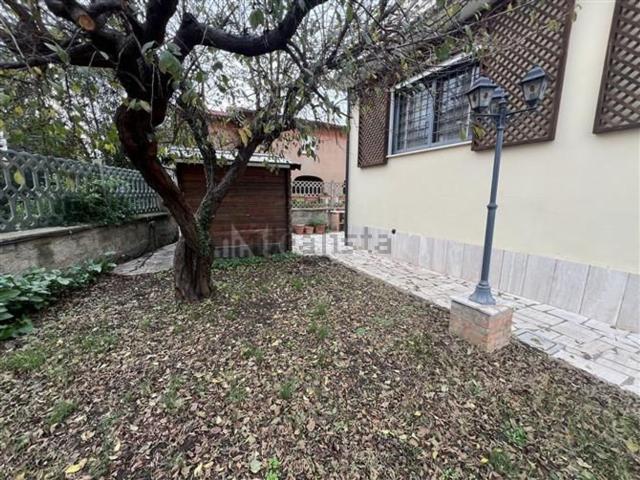 Case e ville in vendita di 110 m² in Via Filippo Cuggiani