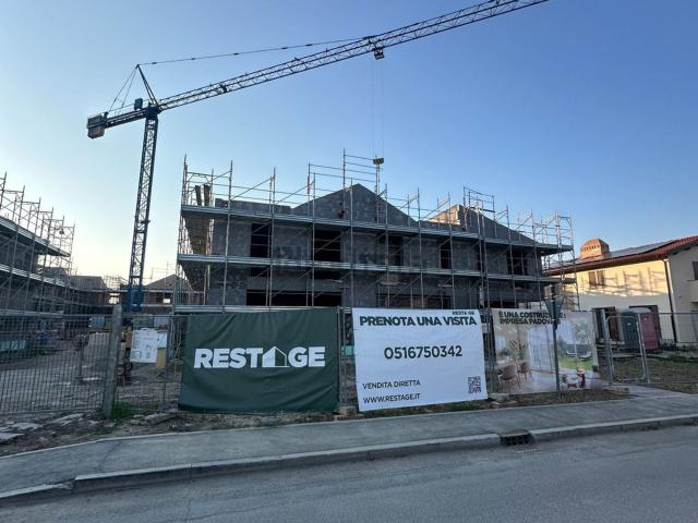 Case e ville in vendita di 130 m² in Via Laguna, 32