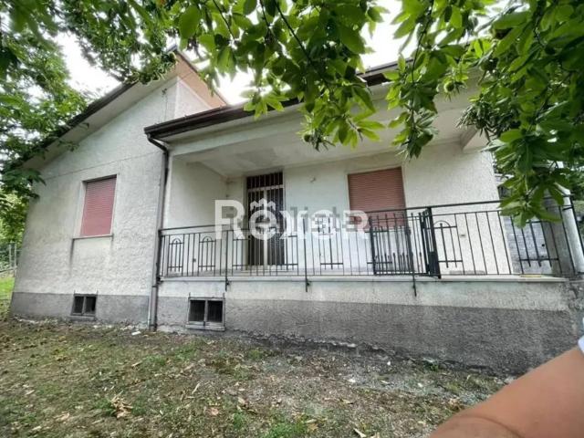 Case e ville in vendita di 110 m² in Via Neviera