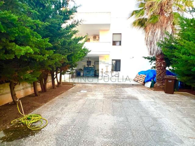 Case e ville in vendita di 110 m² in Via Sofocle