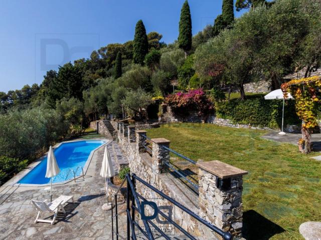 Case e ville in vendita di 110 m² in Via San Pantaleo