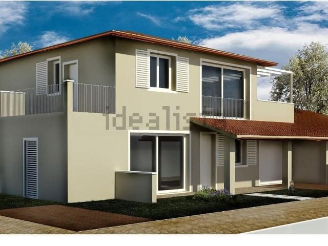 Case e ville in vendita di 110 m² in Via Pordoi