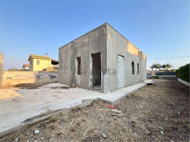 Case e ville in vendita di 110 m² in Via Panarea
