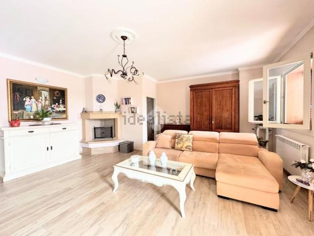 Case e ville in vendita di 110 m² in Via per Oria, 136
