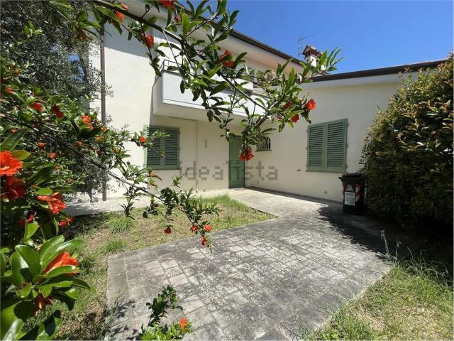 Case e ville in vendita di 110 m² in Via Ragnaia