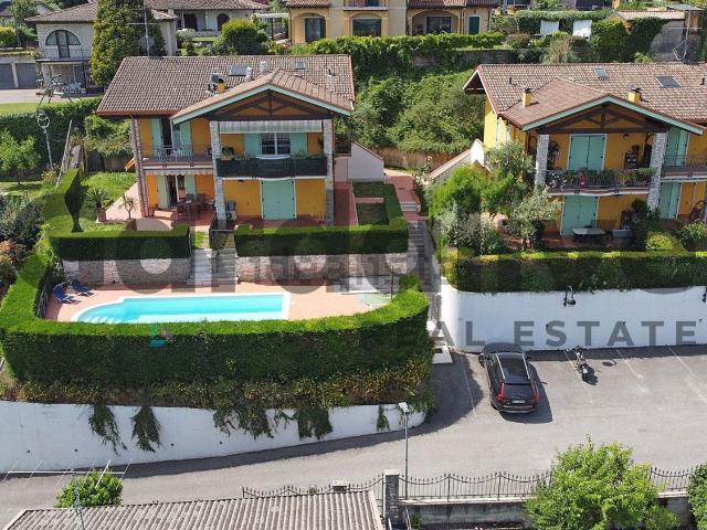 Case e ville in vendita di 110 m² in Via Tevere, 3