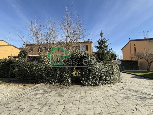 Case e ville in vendita di 110 m² in Via Ugo Brunetti