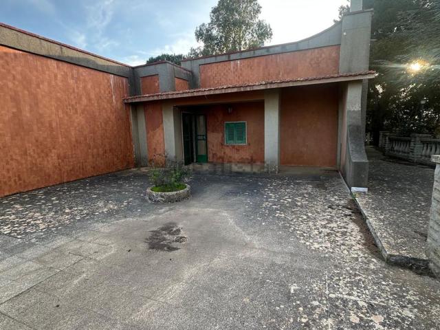 Case e ville in vendita di 110 m² in Contrada Fiorentino