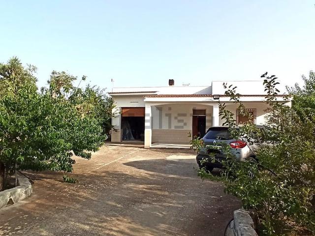 Case e ville in vendita di 110 m² in Contrada Palmarino, 59