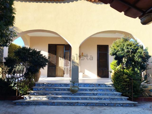 Case e ville in vendita di 110 m² in Strada Provinciale 17
