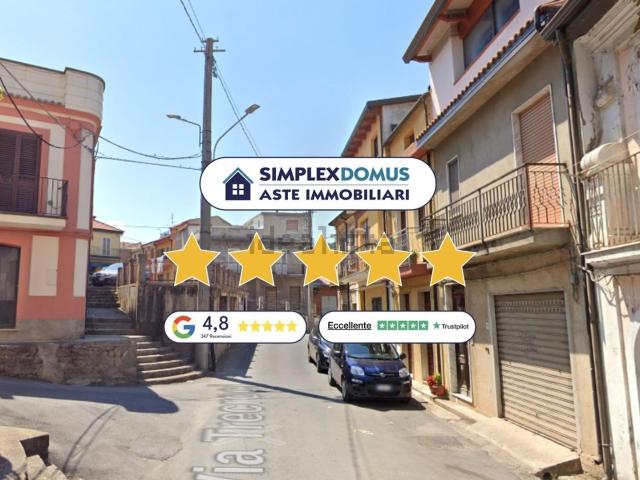 Case e ville in vendita di 111 m² in Via Trecroci