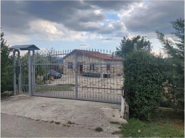 Case e ville in vendita di 111 m² in Strada Provinciale 56