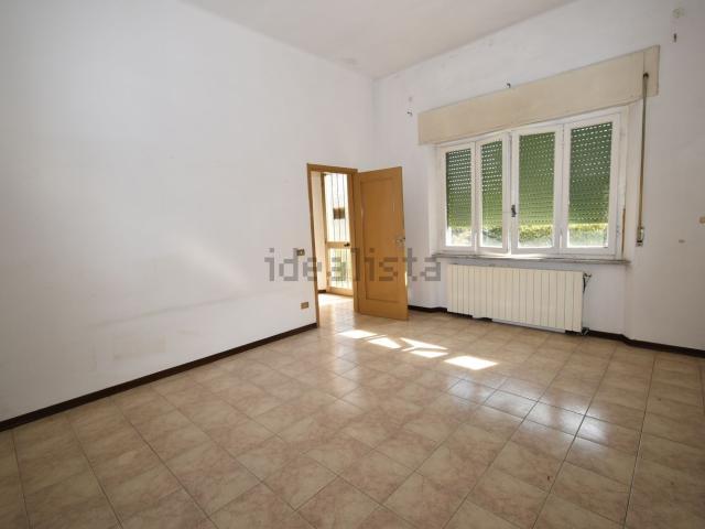 Case e ville in vendita di 113 m² in Via delle Catene