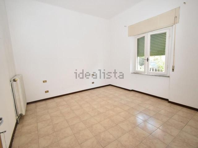 Case e ville in vendita di 113 m² in Via E. Lussu