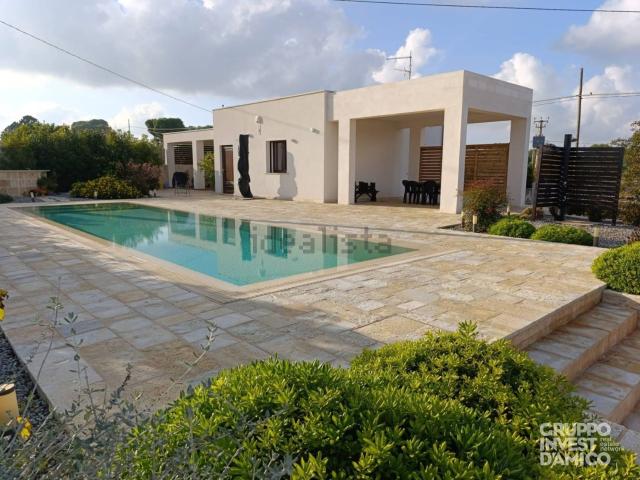Case e ville in vendita di 113 m² in Strada San Cataldo in Valle D’ Itria, 54